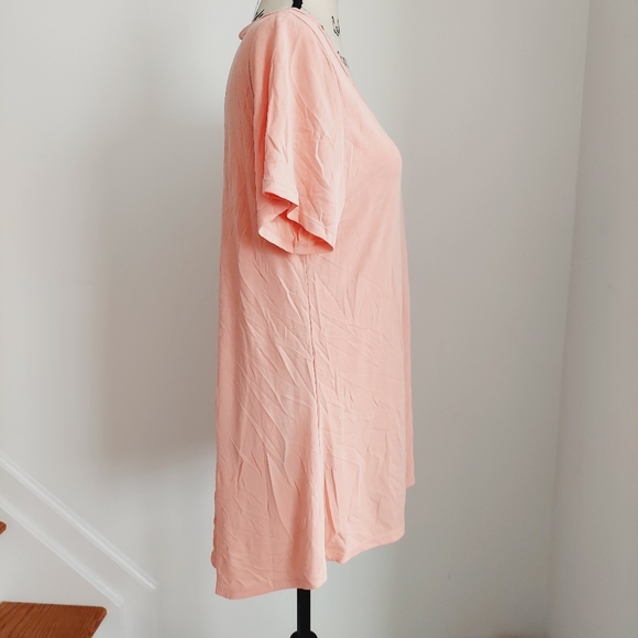 LulaRoe Classic T Peach Tunic Top Short Sleeve L - Picture 3 of 6